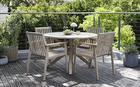 Benefits of round garden tables