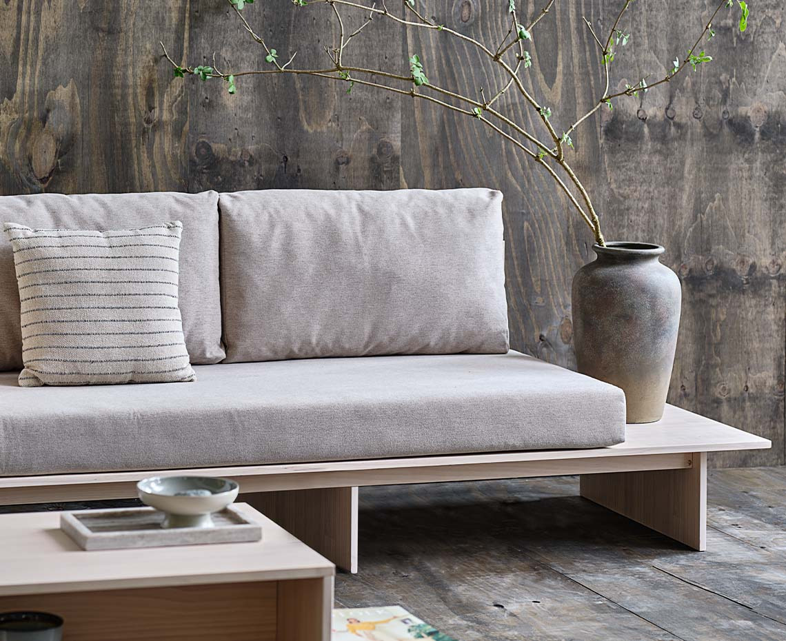 SOLLERUP daybed Japandi modern daybed made from solid pine with beige cushions