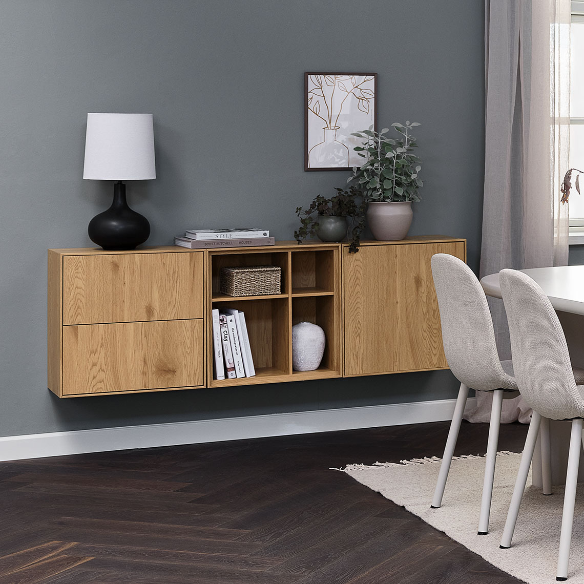 GEDSER wall unit modules in three versions: 2 drawers, 4 compartments and 1 door Wall unit modules in three variants; a unit with two drawers, a unit with four compartments and a unit with a single door