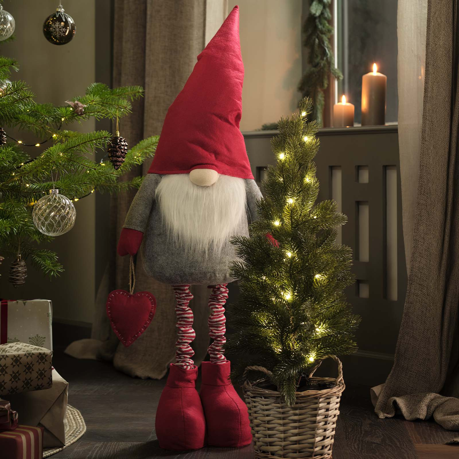 Tall Christmas elf with adjustable legs