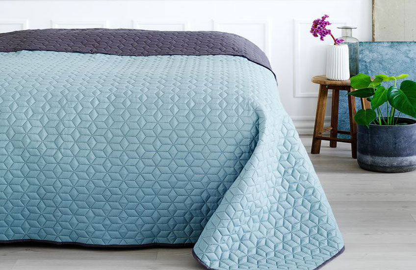 use calming blues to help achieve Feng Shui in your home use calming blues to help achieve Feng Shui in your home
