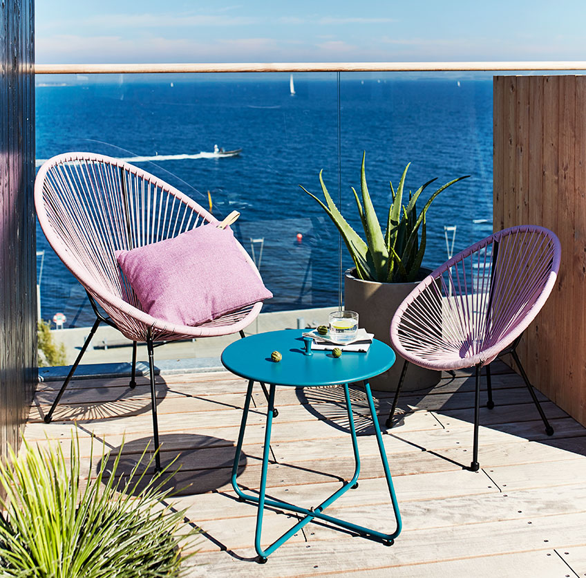 Bright coloured childrens garden chairs Bright coloured childrens garden chairs